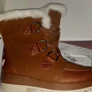 Dream Pairs Tan Winter Boots with Fur Lining